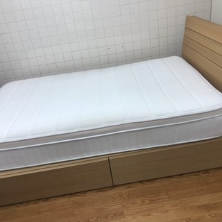 【リサイクルサービス八光 配達・設置OK】木目 セミダブルベッド 収納引き出し付の画像