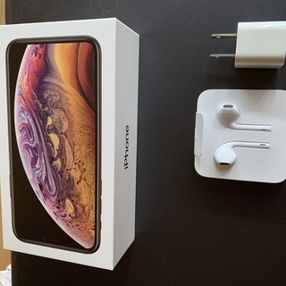 iPhoneXs付属イヤホンのみ　充電器　純正品　新品