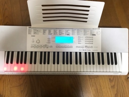 CASIO LK-211 キーボード (今年まで出品)