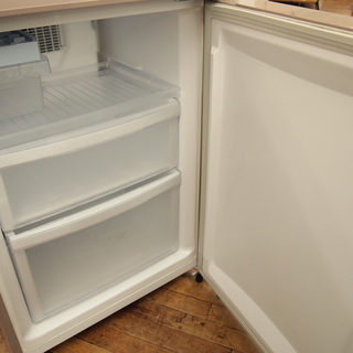 ミツビシ 2013年製　256Lの2ドア冷蔵庫