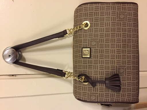 Anne Klein logo chain duffle bag （アナクラインのバッグ）