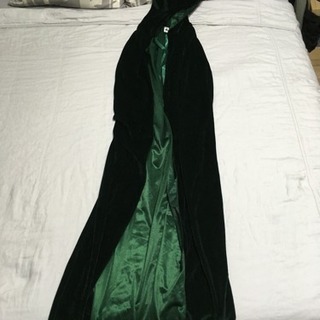 【ハロウィン仮装】緑色 マント (エルフの耳付き) 大人のコスプレ衣装