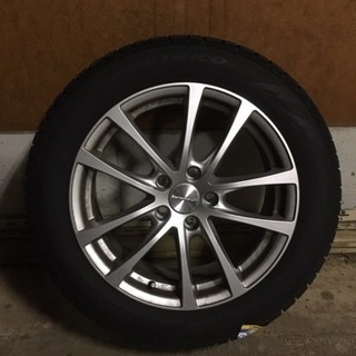 スタッドレスタイヤ 215/55/R17
