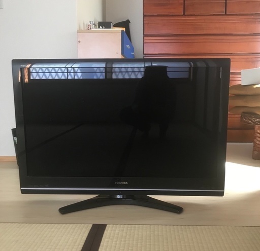 37V液晶テレビを譲ります。TOSHIBA REGZA