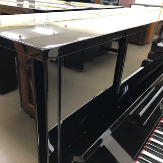 中古ピアノ　YAMAHA  UX-1
