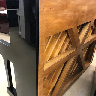 中古ピアノ　YAMAHA  UX-1