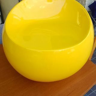 【リサイクルスターズ】 新入荷!! 可愛らしい明るい黄色な丸型椅...