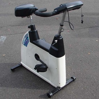 札幌 COMBI/コンビ EZ102 エアロバイク エクササイズマシン AEROBIKE 中古 18N0237 C