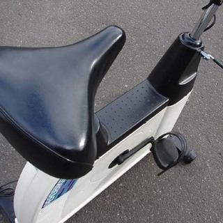 札幌 COMBI/コンビ EZ102 エアロバイク エクササイズマシン AEROBIKE 中古 18N0237 C