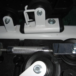 複数のトレーニングが自宅で出来る大型トレーニングマシーン　中古