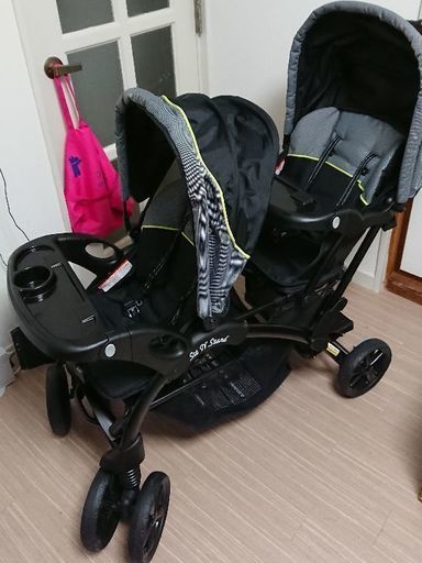【美品】BabyTrend 2人乗りベビーカー