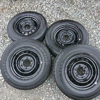 ハイエース　新車外し　タイヤ•ホイール ハイエース【新車外し】タイヤ+ホイールセット