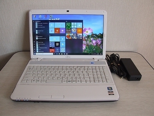 高速SSD240GB搭載　Fujitsu FMV-BIBLO AH40/E ノートパソコン 4