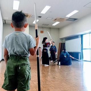 親子剣舞教室 鬼滅の刃の剣術の型もカッコよく出来るようになります！