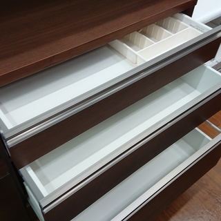 LEGGERO(レジェロ)　4枚扉レンジボード