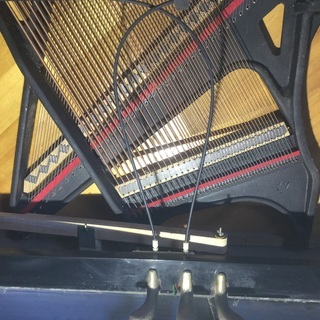 KAWAI アップライトピアノ KS1