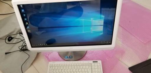 お値下げしました♬ Core i5  23インチ無線キーボード付き一体型パソコン♪ Windows10 64bit FUJITSU ESPRIMO