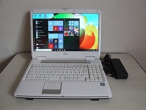 高速SSD240GB搭載　FUJITSU LIFEBOOK AH550/5A ノートパソコン　4