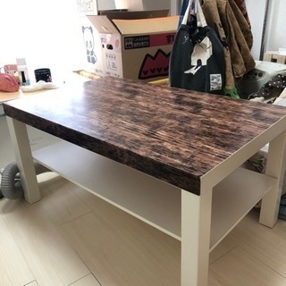 IKEA？テーブル