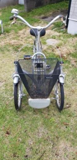 更に値下げしました】希少 購入 前輪二輪タイプ三輪車(大人用) 