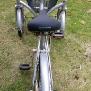 【更に値下げしました】希少　前輪二輪タイプ三輪車(大人用)