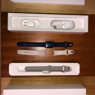 Apple Watch Series 2 38mm MNRV2J/A