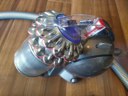 (税込) 値下げ　ダイソンDyson DC63 掃除機