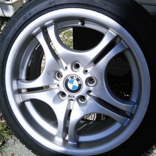 BMW スタッドレス 17インチ
