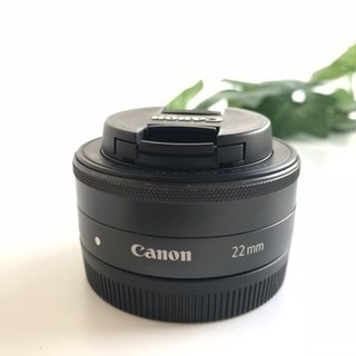 EF-M 22mm 単焦点レンズ