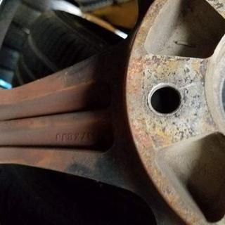 17インチ・タイヤ付きホイル