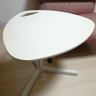 IKEAサイドテーブル
