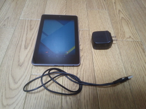 希少　NEXUS7　32G　SIMフリーモデル　2012（純正充電器+ケーブル付）