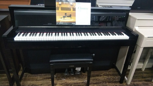 電子ピアノ　ヤマハ　CLP-S408PE　2012製　配送代込み　￥100.000-　（配送エリア限定）