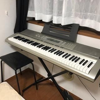 CASIO キーボードWK200