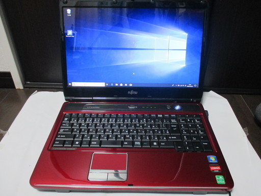 富士通製　LIFEBOOK AH520/2A 　中古動作品