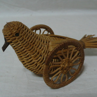 無料で差し上げます◆籐製 鳥の置物◆昭和レトロ/おもちゃ/昔/古...