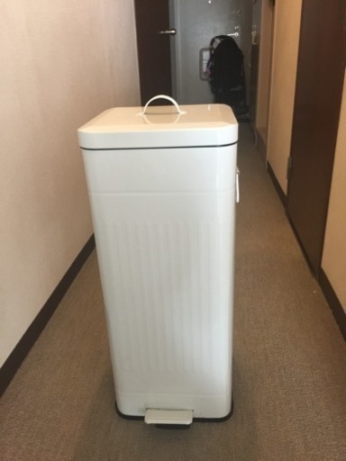 可愛い 白 ゴミ箱 アイアン ちくわ 花月総持寺のその他の中古あげます 譲ります ジモティーで不用品の処分 可愛い 白 ゴミ箱 アイアン ちくわ 花月総持寺のその他の中古あげます 譲ります ジモティーで不用品の処分