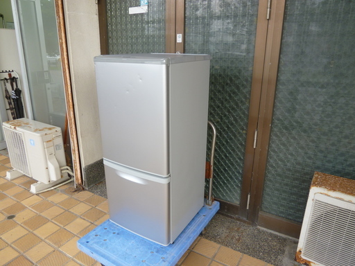 ★☆ Panasonic パナソニック 冷凍冷蔵庫 138L NR-B143W-S 2011年製 ☆★