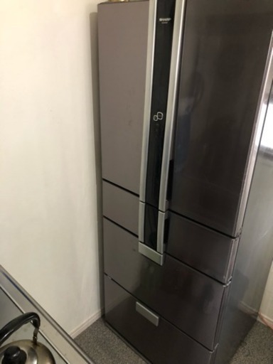 冷蔵庫 6ドア シャープSJ-HD46P