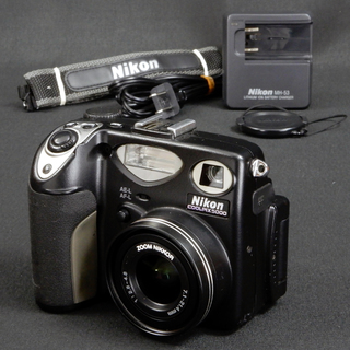 Nikon デジタルカメラ COOLPIX P5000  Used