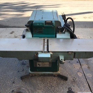 【中古】HITACHI 小型自動かんな盤 P 100RA 日立工機 最大切削幅312mm 単相100V □木工機械□工具□