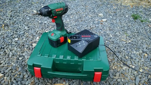 ボッシュ　インパクトドライバー１４．４V