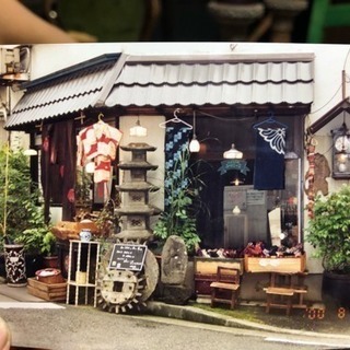 大きな壺&石像