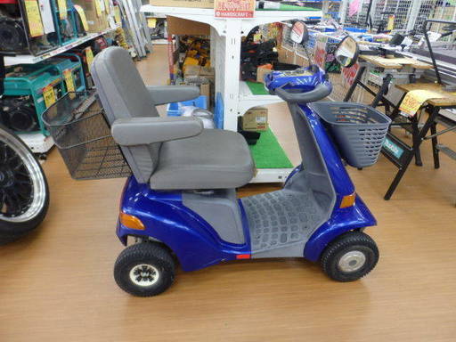 引取限定 下関店 スズキ セニアカー 電動車いす 四輪 回転シート ET4D