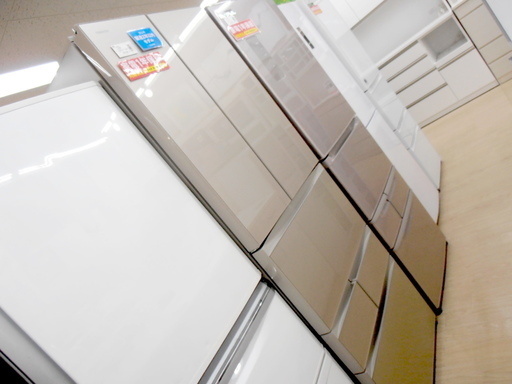 安心の1年保証付！TOSHIBA(東芝)2017年製の509L 6ドア冷蔵庫です！