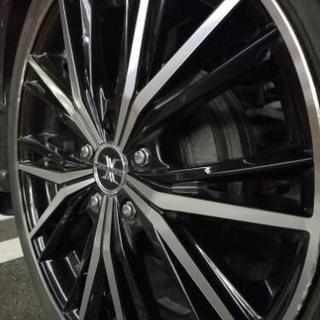 人気のロクサーニマグナス　18インチアルミ&タイヤ4本セット‼