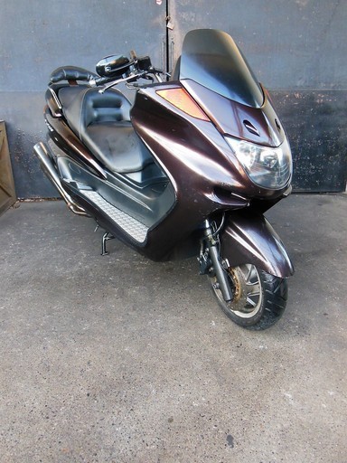 限定セール大幅値下げYAMAHA マジェスティ250 改 希少ブラウントラップマフラー他 多数のフルカスタム セル始動 走り好調 すぐ乗り出せます。