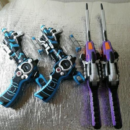 値下げ対応可能 仮面ライダーカブト(サソードゼクター ２つ)(ドレイクゼクター ２つ)(カブトクナイガン)