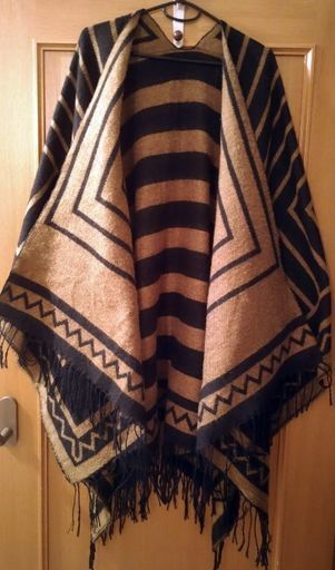 オルテガ柄 リバーシブル超大判ニットストール カーディガン さくら 岡山のカーディガン レディース の中古 古着あげます 譲ります ジモティーで不用品の処分