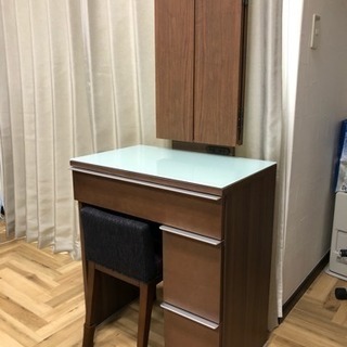 店舗同時販売中】 LIoyd